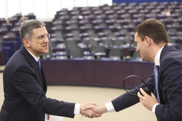 Fotogrāfija 35: EP Plenary session - A revamped long-term budget for the Union in a changing world