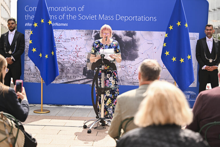 Photo 27: Commemoration of the Victims of Soviet Mass Deportations